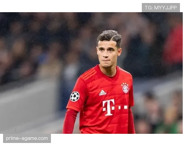 穆西亚拉与罗纳尔迪尼奥：创造力风格及时代适配性对比